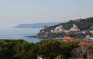 31421594_821354584723893_7072021702812631040_n